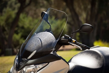 سوزوکی بورگمن ۲۰۰ - 4